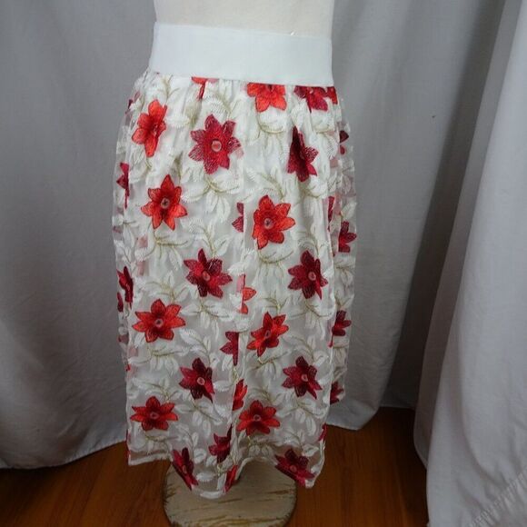 Hesperus Women Embroidery Floral Skirt Size M - Picture 4 of 12
